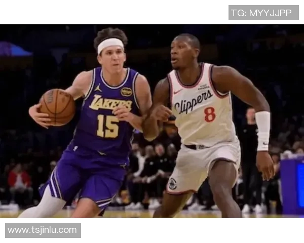 4换1！再见里夫斯！美媒晒湖人雄鹿交易方案，詹姆斯终于如愿以偿